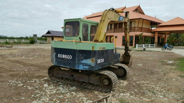 ขายรถแบคโฮkobe sko3-60  ซื้อเก่าญี่ปุ่นมาไม่ถึง 200 ชม.   ปั้มดีระบบทุกอย่างสมบูรณ์หมด