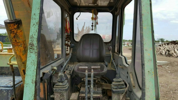 ขายรถแบคโฮkobe sko3-60  ซื้อเก่าญี่ปุ่นมาไม่ถึง 200 ชม.   ปั้มดีระบบทุกอย่างสมบูรณ์หมด