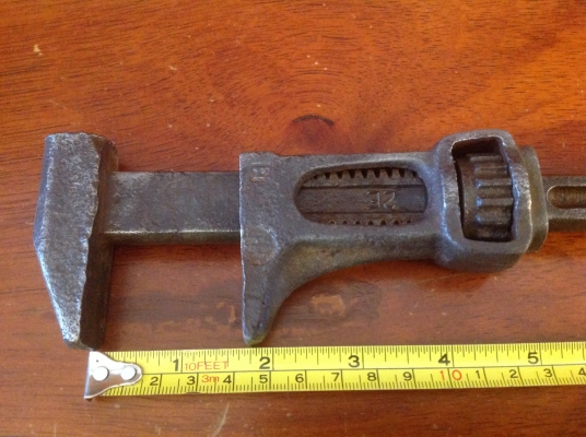 ขายประแจเลื่อนคอม้าหัวค้อนโบราณ งาน อังกฤษ 9"