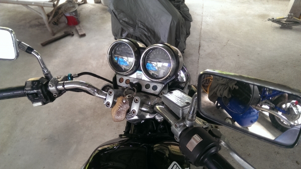 ขายซุปเปอร์โฟร400สภาพสวยพร้อมใช้เครื่องดีวิ่งได้ไกล ทะเบียนเต็ม พร้อมโอนครับ