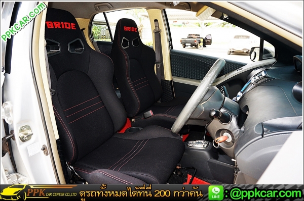 2006 TOYOTA YARIS 1.5 E