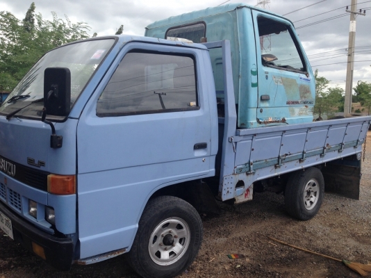 สี่ล้อเล็ก ISUZU 87 แรงม้า