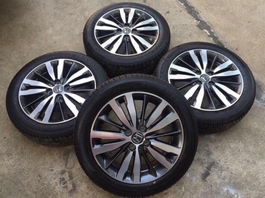 ขายล้อแม็ก Honda All New Jazz ขอบ16  ถอดป้ายแดง 4ล้อ ราคา 18,500 บาท ยางบริสโตน 185/55/16 ปี16 ต้มหน้ายางสีครบ ดูล้อได้ที่บ้าน ต.ท่าชุมพล อ.โพธาราม จ.ราชบุรี Tel. 081-7911075