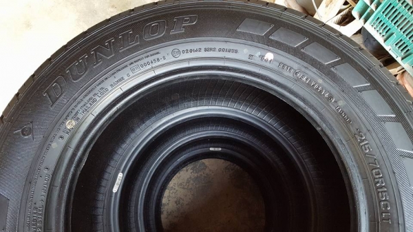 ขายยางถอดป้ายแดง ขอบ 15 ชุดละ 7,500 บาท ยางดันลอป ปี 16 215/70/15 ตุ้มหน้ายางครบ