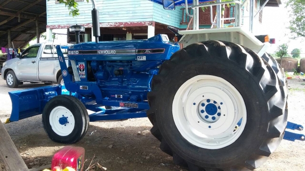 ขายรถฟอร์ด6600 ที 5 เครื่องแน่นยางใหม่ สี่เส้นหน้าหลังCMTเล่มพร้อมโอนสวยๆเลย