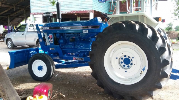 ขายรถฟอร์ด6600 ที 5 เครื่องแน่นยางใหม่ สี่เส้นหน้าหลังCMTเล่มพร้อมโอนสวยๆเลย