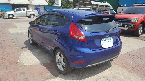 Ford fiesta 1500cc 5ประตู ตัวTop ปี2013 มือเดียวออกห้าง Ford fiesta 1500cc 5ประตู ตัวTop ปี2013 มือเดียวออกห้าง