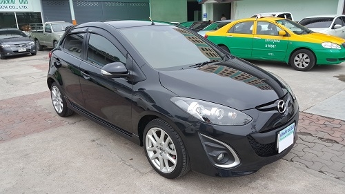 ออกรถไม่ต้องดาว์น Mazda2 5ประตู ตัวTop ปี2013 เจ้าของลำดับที่1