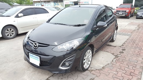 ออกรถไม่ต้องดาว์น Mazda2 5ประตู ตัวTop ปี2013 เจ้าของลำดับที่1