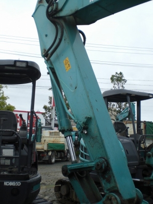 Kobelco SK135SR-1ES (YY04) มีไลน์หัวกระแทก แทรคเหล็กหุ้มก้อนยาง นำเข้าเองจากญี่ปุ่นโดยตรง