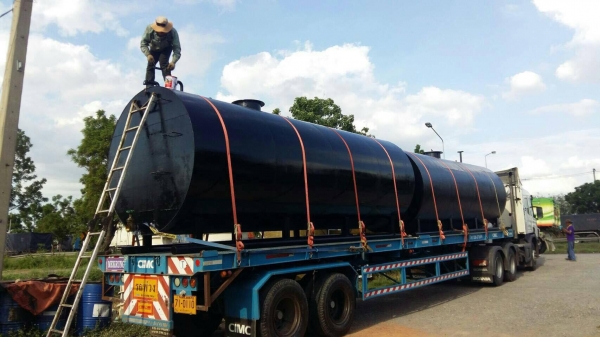 ถัง 20,000 ลิตร สถาพสวยๆ (ยังมีถังอีกมากมาย หลายขนาดให้เลือกครับ) ร้านวินิตรลาดหลุมแก้ว มาชมที่ร้านได้ครับ