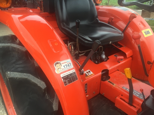 ขายรถไถคูโบต้า L3608 แรง พร้อม อุปกรณ์ รถสวยใช้งานน้อย เล่มทะเบียนพร้อมโอน.  ขายราคา 325000 บาท. สนใจโทร 0819136451. ดูภาพเพิ่มเติมทาง line :id bow6451. #บริการจัดส่งฟรีทั่วไทย