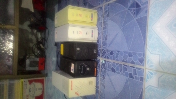 เครื่องสำรองไฟ