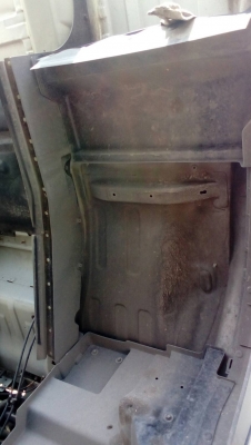 รถอีซูซุ 10 ล้อ ท้ายลาด FVZ 240 แรงม้า.  ปี 58. , ( รถวิ่ง 3x,xxx กม. )     สนใจติดต่อ  081 - 6079515