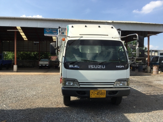 ขายรถหกล้อIsuzu NQR 150แรง