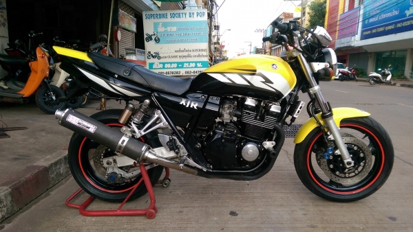 ขายคับ YAMAHA XJR400 ปี2005 กญแจชิฟ ท่อแต่ง แฮนด์แต่งกันล้ม อินวอย สรรพสามิตร ราคา 67500 บาท ส่งได้ทั่วไทยคับ สนใจติดต่อ 081-0578282 FACEBOOK ชาญณรงค์ ป๊อป ชัยอมฤต ไอดีไลน์ POPBIGBIKESAKON คับ สนใจรถสวย ถูก ดี ต้อง POP BIGBIKE SAKONNAKHON คับ คลิปวิดีโอ h