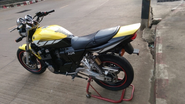 ขายคับ YAMAHA XJR400 ปี2005 กญแจชิฟ ท่อแต่ง แฮนด์แต่งกันล้ม อินวอย สรรพสามิตร ราคา 67500 บาท ส่งได้ทั่วไทยคับ สนใจติดต่อ 081-0578282 FACEBOOK ชาญณรงค์ ป๊อป ชัยอมฤต ไอดีไลน์ POPBIGBIKESAKON คับ สนใจรถสวย ถูก ดี ต้อง POP BIGBIKE SAKONNAKHON คับ คลิปวิดีโอ h