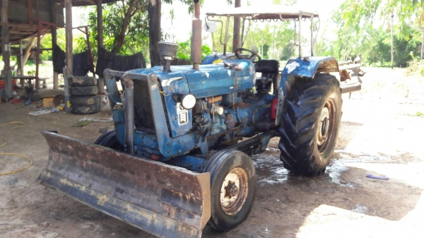 ขายรถไถ ขายรถไถ