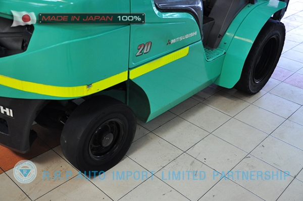 ขายรถโฟล์คลิฟท์มือสอง MITSUBISHI รุ่น FD20D-00322 ราคา 385,000 บาท นำเข้าจากประเทศญี่ปุ่น 100\% ไม่เคยใช้งานในประเทศไทย