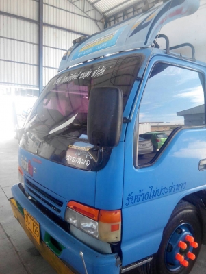 ขาย 6 ล้อIsuzu ตู้10บาน 130 เเรงม้า ยาว5เมตร รถห้างเเท้สภาพนางฟ้า