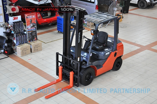 ขายรถโฟล์คลิฟท์มือสอง TOYOTA รุ่น 8FD25-30939 ราคา 495,000 บาท นำเข้าจากประเทศญี่ปุ่น 100\% ไม่เคยใช้งานในไทย