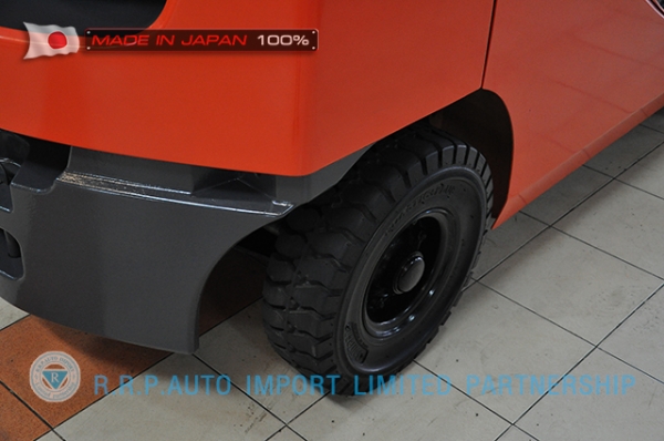 ขายรถโฟล์คลิฟท์มือสอง TOYOTA รุ่น 8FD25-30939 ราคา 495,000 บาท นำเข้าจากประเทศญี่ปุ่น 100\% ไม่เคยใช้งานในไทย