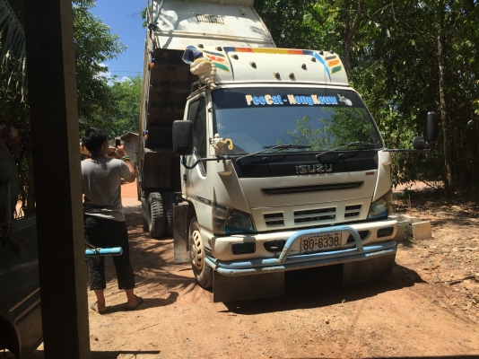 Isuzu 130ปี49 ติดต่อ 080-1405528