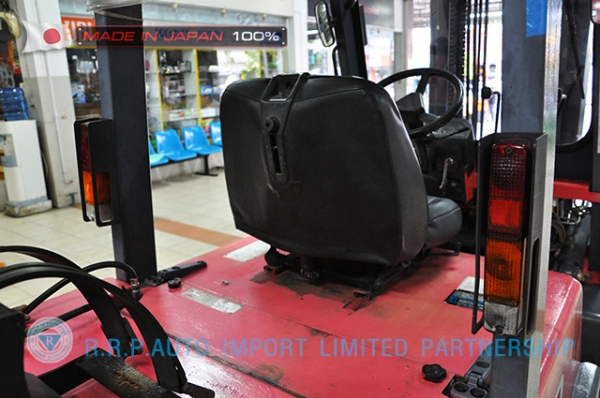 ขายรถโฟล์คลิฟท์มือสอง NISSAN รุ่น PJ02-114253 ราคา 185,000 บาท นำเข้าจากประเทศญี่ปุ่น 100\% ไม่เคยใช้งานในไทย