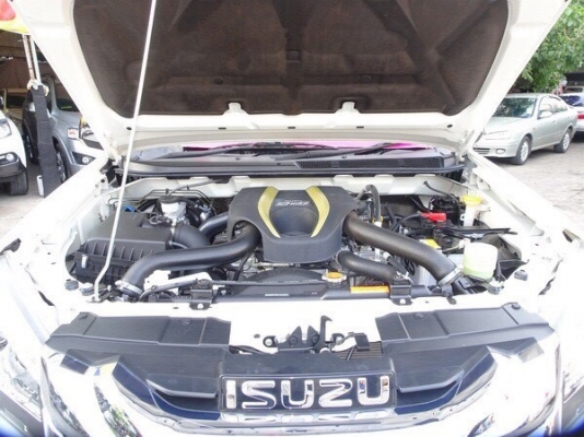 ISUZU MU-X 2.5VGS NAVI เกียร์AT ปี2015 โทร 062-991-6649 ดาวออโต้เบสท์ ISUZU MU-X 2.5VGS NAVI เกียร์AT ปี2015 โทร 062-991-6649 ดาวออโต้เบสท์