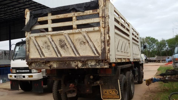 ขายรถบรรทกุ ISUZU เครื่อง 270 แรง ปี 49 กระบะดัมพ์สามมิตร มีระบบลากพ่วง