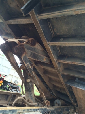 ขายรถบรรทกุ ISUZU เครื่อง 270 แรง ปี 49 กระบะดัมพ์สามมิตร มีระบบลากพ่วง