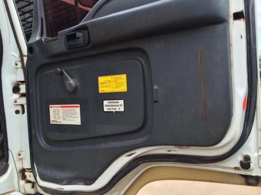 ขายรถบรรทกุ ISUZU เครื่อง 270 แรง ปี 49 กระบะดัมพ์สามมิตร มีระบบลากพ่วง