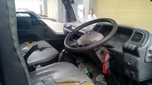 ขายด่วนรถ6ล้อเอวเครือง100แรงปี46ยูโรทูรถสวยเดิมยางดี