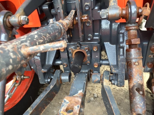 ขายรถไถคูโบต้า L3608 แรง พร้อม อุปกรณ์ รถสวยใช้งานน้อย เล่มทะเบียนพร้อมโอน.  ขายราคา 325000 บาท. สนใจโทร 0819136451. ดูภาพเพิ่มเติมทาง line :id bow6451. #บริการจัดส่งฟรีทั่วไทย