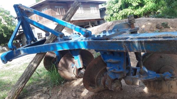 ขายตามสภาพ ผาล3 กับ ที่ยกของ