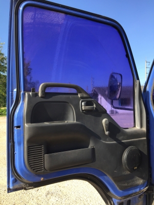 รถอีซูซุ 6 ล้อ บรรทุกน้ำมัน NQR 150 แรงม้า.  ปี 48.     สนใจติดต่อ  081 - 6079515