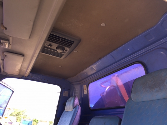 รถอีซูซุ 6 ล้อ บรรทุกน้ำมัน NQR 150 แรงม้า.  ปี 48.     สนใจติดต่อ  081 - 6079515