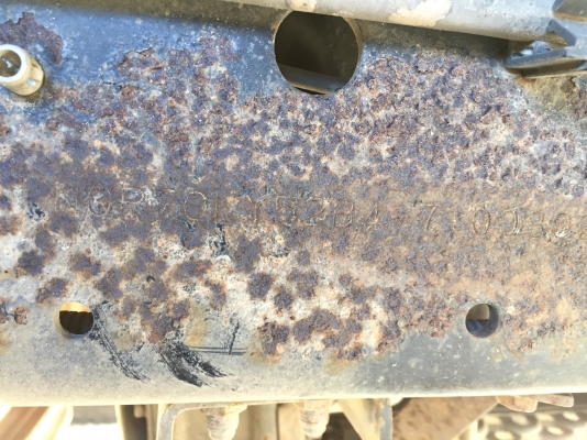 รถอีซูซุ 6 ล้อ บรรทุกน้ำมัน NQR 150 แรงม้า.  ปี 48.     สนใจติดต่อ  081 - 6079515