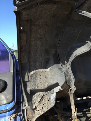 รถอีซูซุ 6 ล้อ บรรทุกน้ำมัน NQR 150 แรงม้า.  ปี 48.     สนใจติดต่อ  081 - 6079515