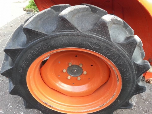 คูโบต้า L3008 4 WD ใบมีดตราช้าง ทำงาน 707 ชั่วโมง..เล่มทะเบียนพร้อม