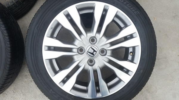 ขายล้อ HONDA City SV ขอบ16 ยาง ปี 3113 4 ล้อ ขายล้อ HONDA City SV ขอบ16 ยาง ปี 3113 4 ล้อ