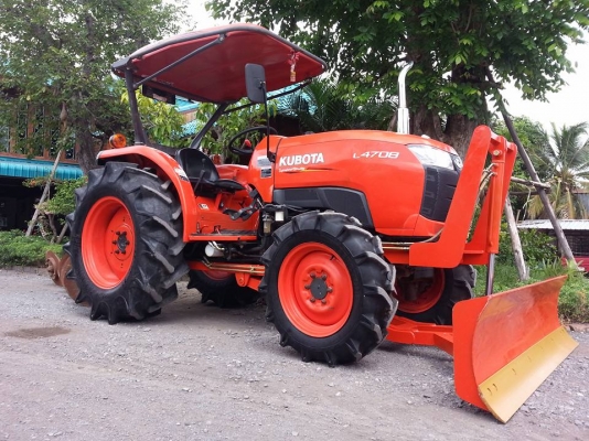 คูโบต้า L4708 4 WD ติดใบมีดดันหน้าใหม่ ผานหลังบุกตราช้าง..ทำงาน 525 ชั่วโมง..ปี 2556
