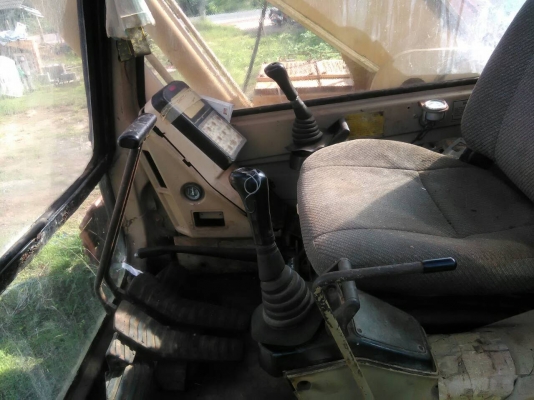 รถแบคโฮ  CAT  325 - L.    สนใจติดต่อ  081 - 6079515