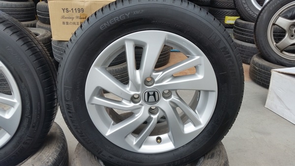 ขายล้อHonda ALL new JAZZ 15"(GK)ยางปี14  4 ล้อ