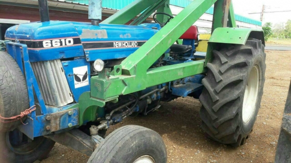 ขาย รถไถ FORD 6600 เสื้อลาย ติดคีบอวยชัยแทรคเตอร์ เล่มทะเบียนมีครบ ขาย รถไถ FORD 6600 เสื้อลาย ติดคีบอวยชัยแทรคเตอร์ เล่มทะเบียนมีครบ