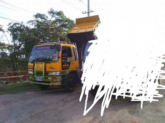 ขายรถบรรทุกหกล้อ