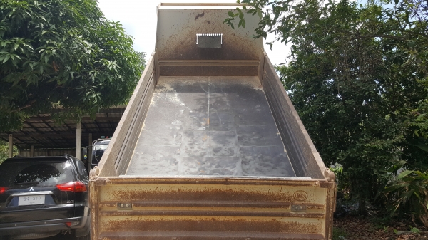 ISUZU 210 แรงม้าดั้มสวยๆเดิมๆพร้อมใช้ราคาถูกๆครับ ISUZU 210 แรงม้าดั้มสวยๆเดิมๆพร้อมใช้ราคาถูกๆครับ