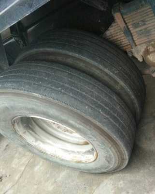 สิบล้อ  อีซูชุ Dega 320ปี51มีระบบลากจูง สภาพดีเดิมๆสวยกริ๊ปพายในครบ เล่มทะเบียนพร้อมโอน ราคา 1,680,000บ ต่อรองได้ รถสวยๆ