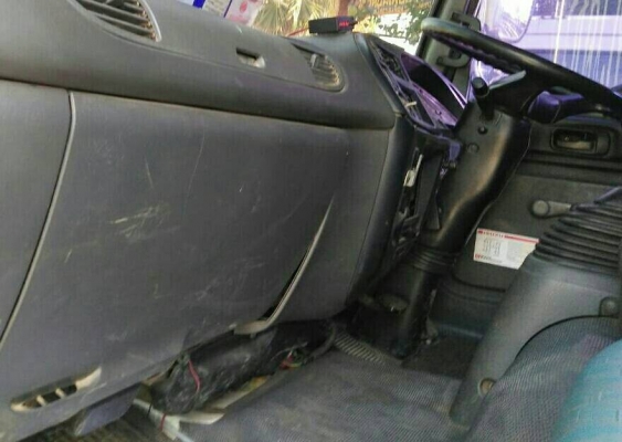 สิบล้อ  อีซูชุ Dega 320ปี51มีระบบลากจูง สภาพดีเดิมๆสวยกริ๊ปพายในครบ เล่มทะเบียนพร้อมโอน ราคา 1,680,000บ ต่อรองได้ รถสวยๆ