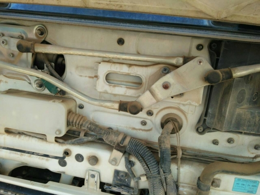 สิบล้อ  อีซูชุ Dega 320ปี51มีระบบลากจูง สภาพดีเดิมๆสวยกริ๊ปพายในครบ เล่มทะเบียนพร้อมโอน ราคา 1,680,000บ ต่อรองได้ รถสวยๆ